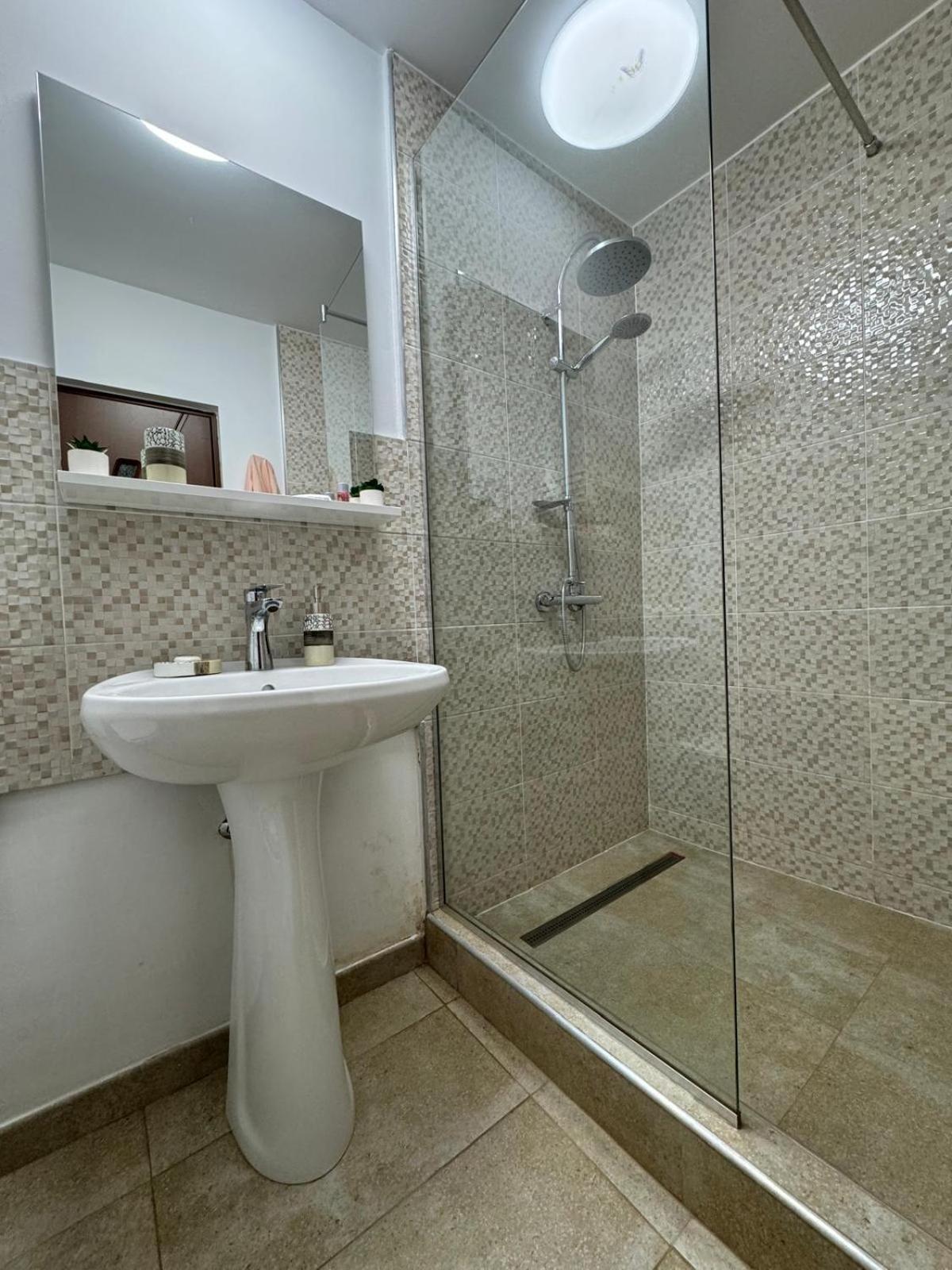 Sunrise Apartment Bucureşti Exterior foto